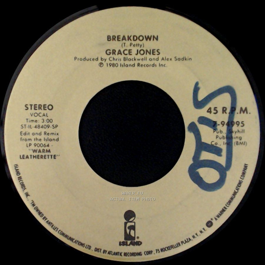 Grace Jones - Breakdown / Pull Up To The Bumper side A
