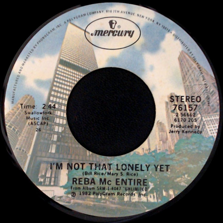 Reba Mc Entire - Over, Under And Around / I'm Not That Lonely Yet side B
