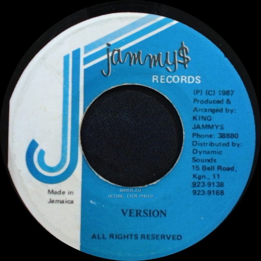 Admiral Bailey - Version / Original Dela Move side A