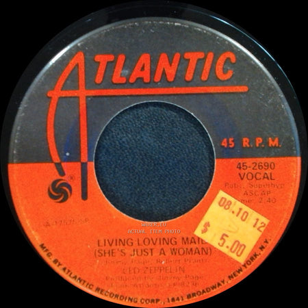 Led Zeppelin - Whole Lotta Love / Living Loving Maid (She's Just A Woman) side B
