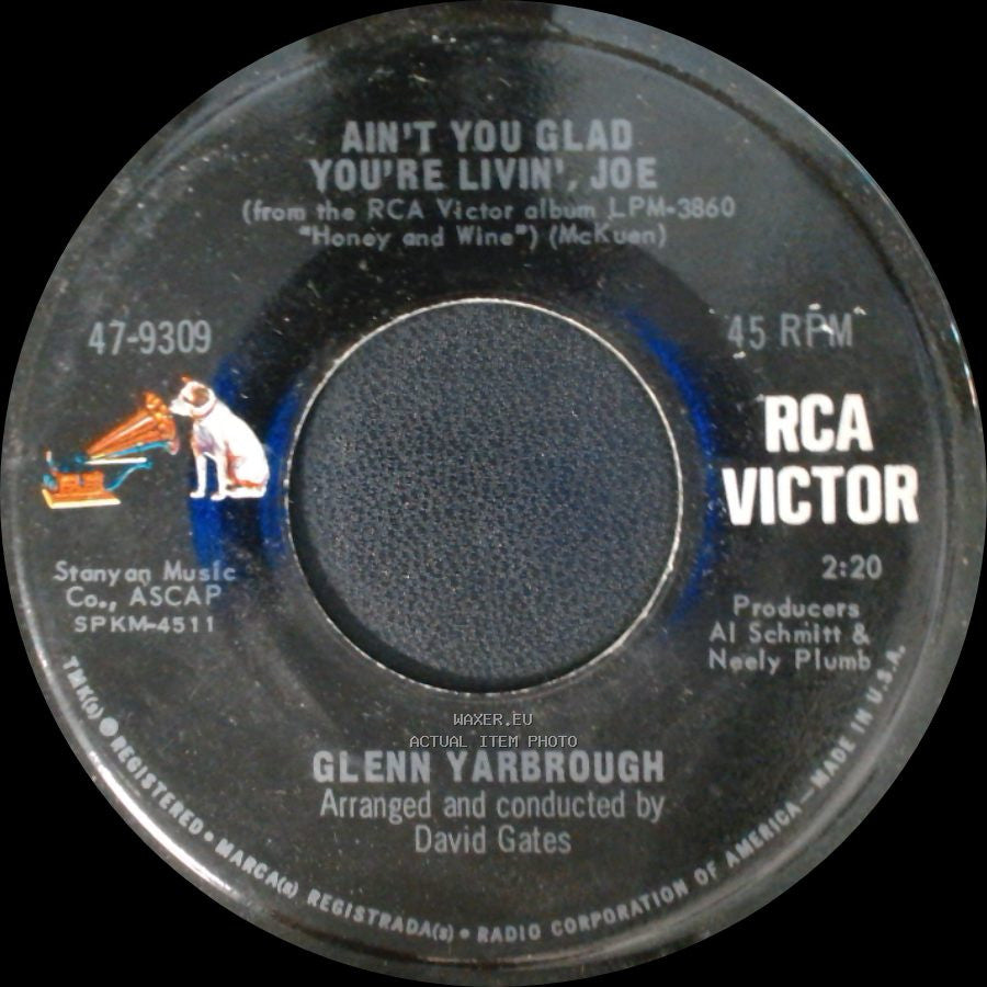 Glenn Yarbrough - Ain't You Glad You're Livin', Joe / Honey And Wine side A