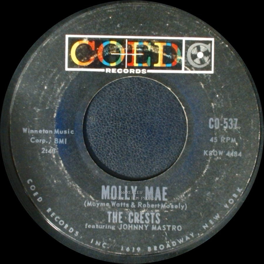 The Crests / The Crests Featuring Johnny Mastro - Isn't It Amazing / Molly Mae side B