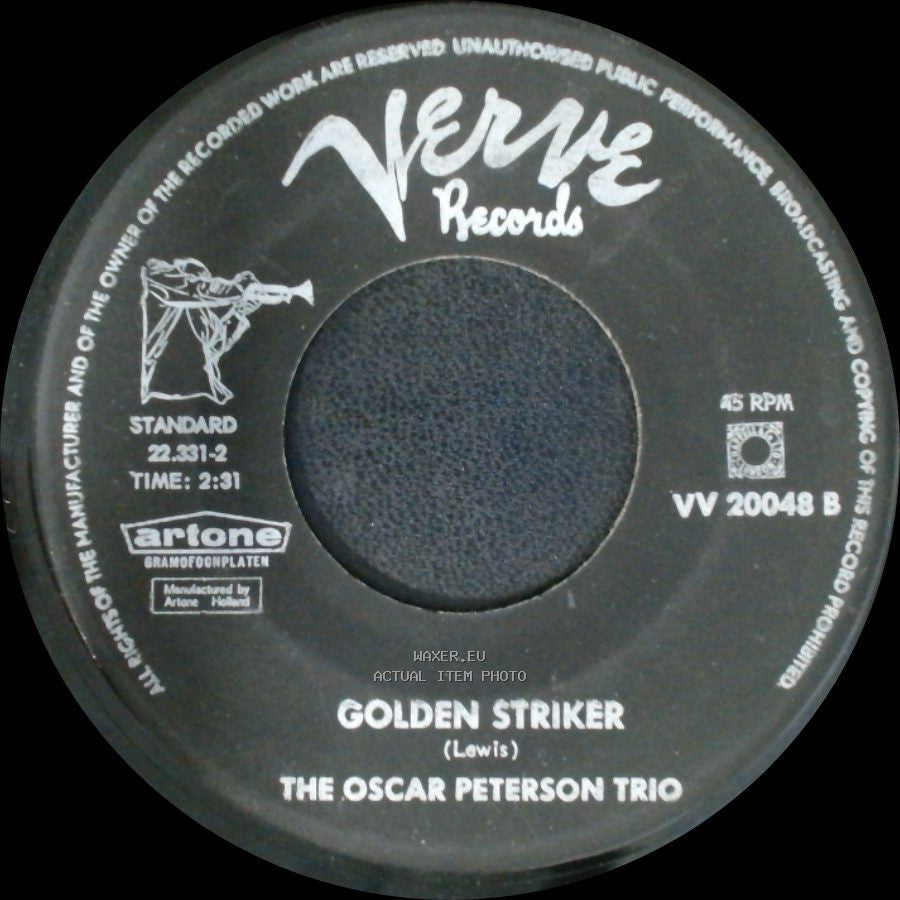 The Oscar Peterson Trio - Bye Bye Blackbird / Golden Striker side B