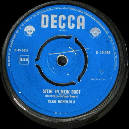 Club Honolulu - Steig' In Mein Boot / Itsy Bitsy Teenie Weenie Honolulu-Strand-Bikini side A