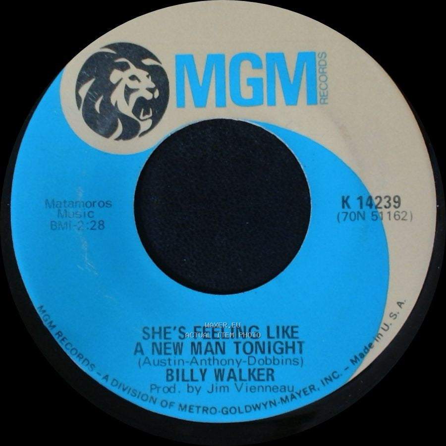 Billy Walker - It's Time To Love Her / She's Feeling Like A New Man Tonight side B