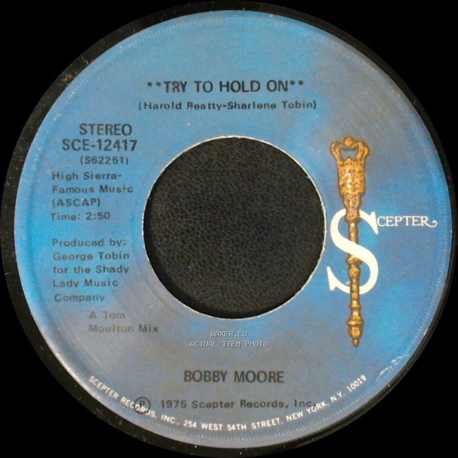Bobby Moore - Try To Hold On (Disco Version) / Try To Hold On side B