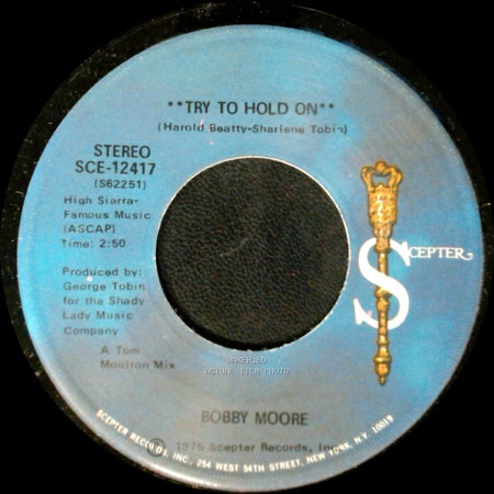 Bobby Moore - Try To Hold On (Disco Version) / Try To Hold On side B