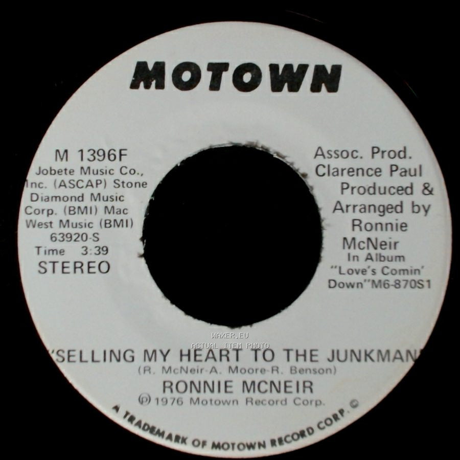 Ronnie Mcneir - Selling My Heart To The Junkman / Selling My Heart To The Junkman side A