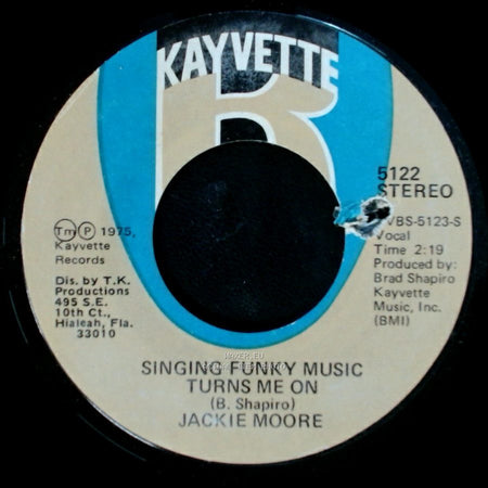 Jackie Moore - Make Me Feel Like A Woman / Singing Funky Music Turns Me On side B