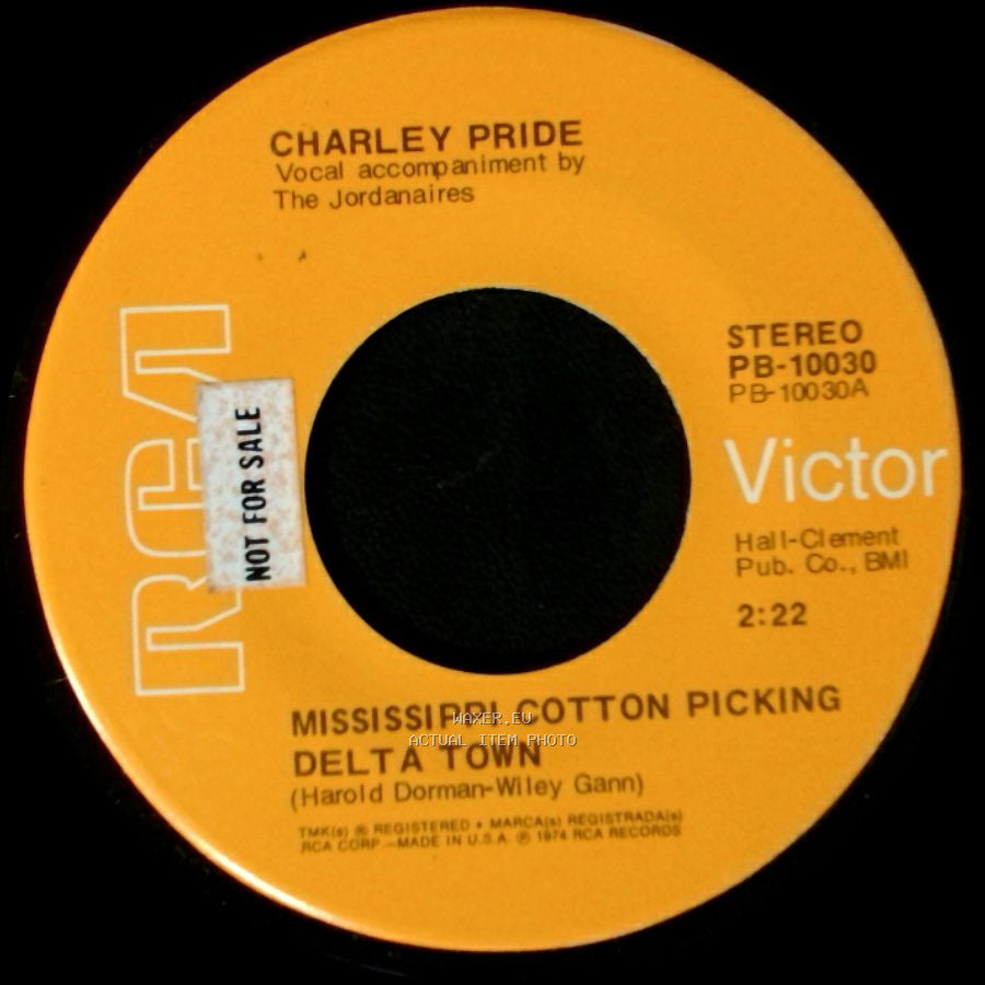 Charley Pride - Mississippi Cotton Picking Delta Town / Mary Go Round side A