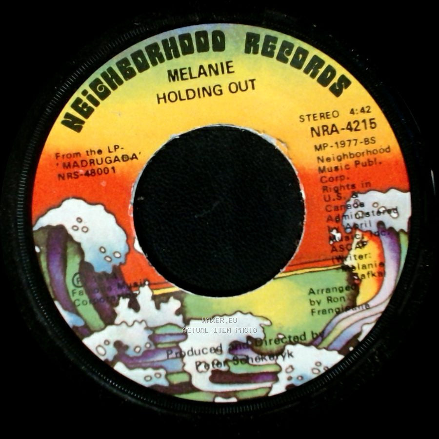 Melanie - Lover's Cross / Holding Out side B