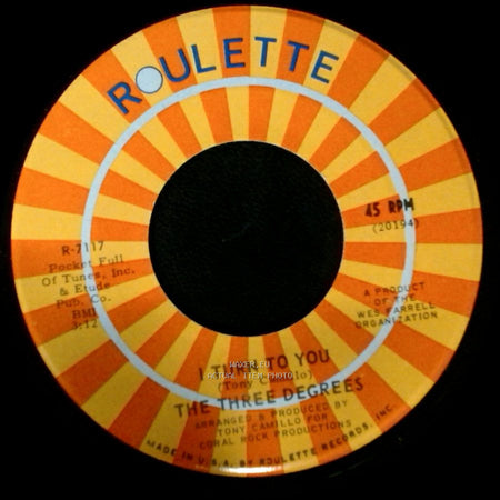 The Three Degrees - I Turn To You / Trade Winds side B