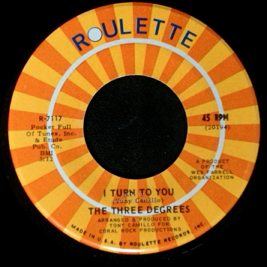 The Three Degrees - I Turn To You / Trade Winds side A
