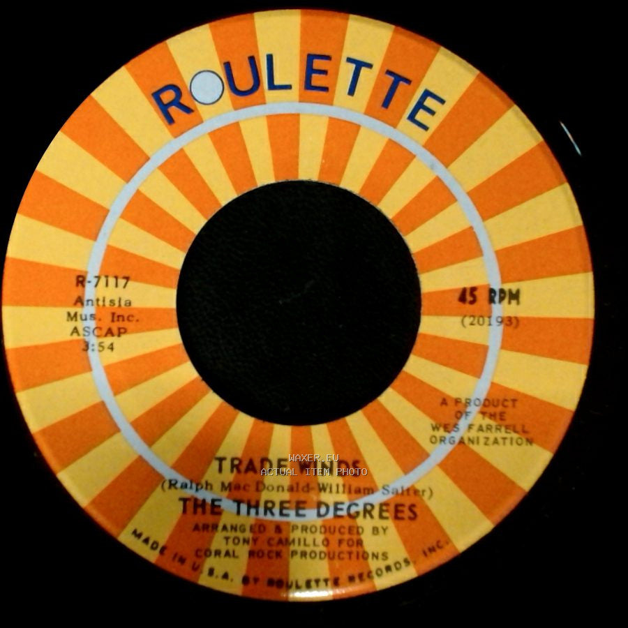 The Three Degrees - I Turn To You / Trade Winds side A