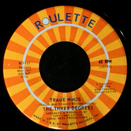 The Three Degrees - I Turn To You / Trade Winds side A