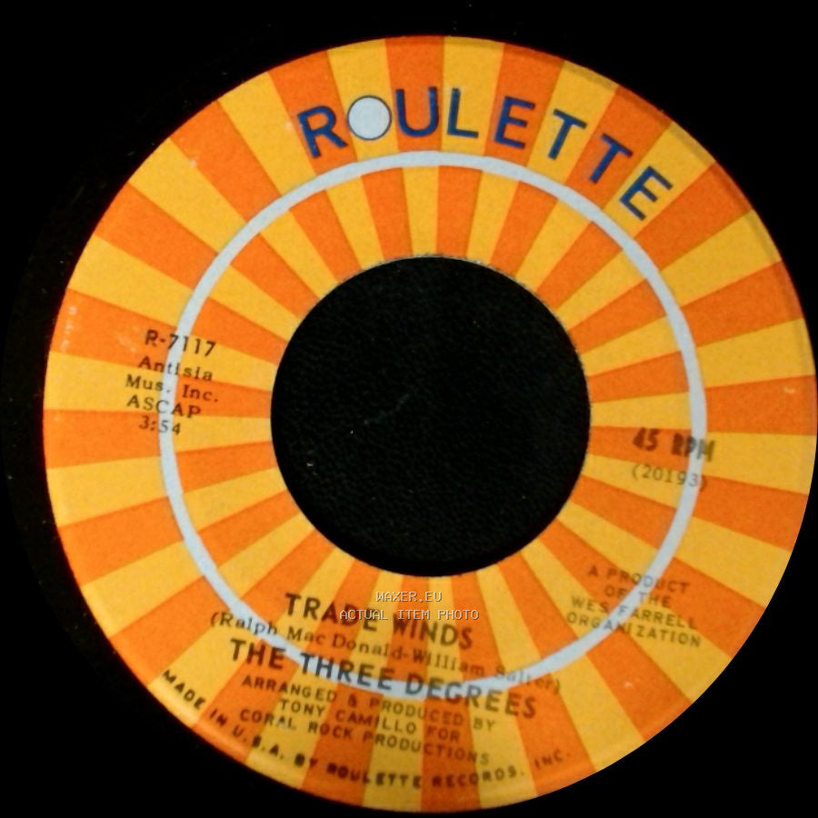 The Three Degrees - I Turn To You / Trade Winds side A