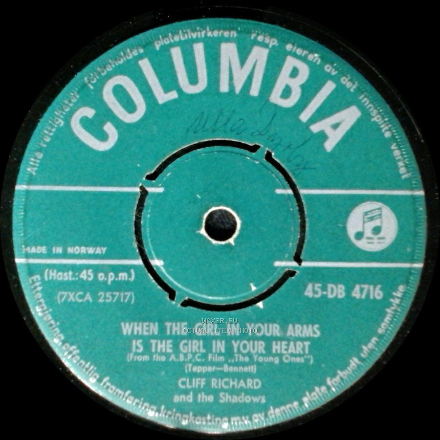 Cliff Richard And The Shadows - When The Girl In Your Arms Is The Girl In Your Heart / Got A Funny Feeling side A