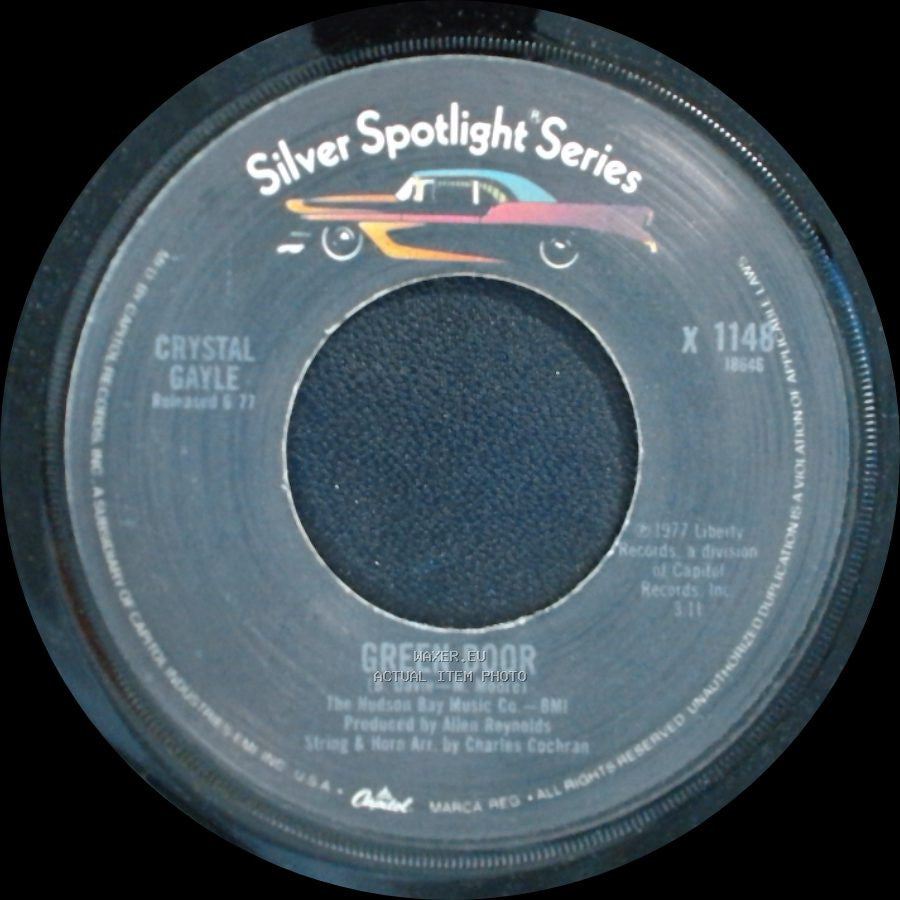Crystal Gayle - Don't It Make My Brown Eyes Blue / Green Door side B
