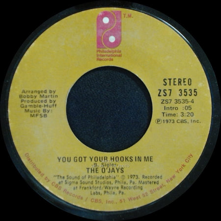 The O'jays - You Got Your Hooks In Me / Put Your Hands Together side A