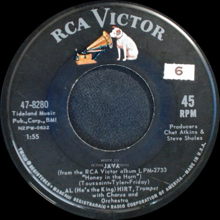 Al (He's The King) Hirt - I Can't Get Started / Java side B