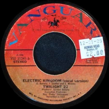Twilight 22 - Electric Kingdom (Vocal Version) / Electric Kingdom (Kingdom Version) side A