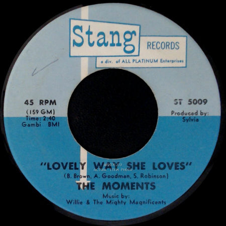 The Moments - Lovely Way She Loves / I've Got To Keep On Loving You side A