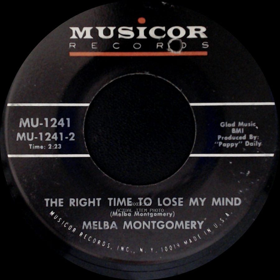 Melba Montgomery - What Can I Tell The Folks Back Home / The Right Time To Lose My Mind side B