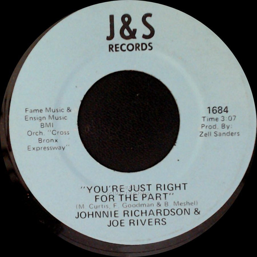 Johnnie Richardson & Joe Rivers - You're Just Right For The Part / You're In Love With Someone Else side A