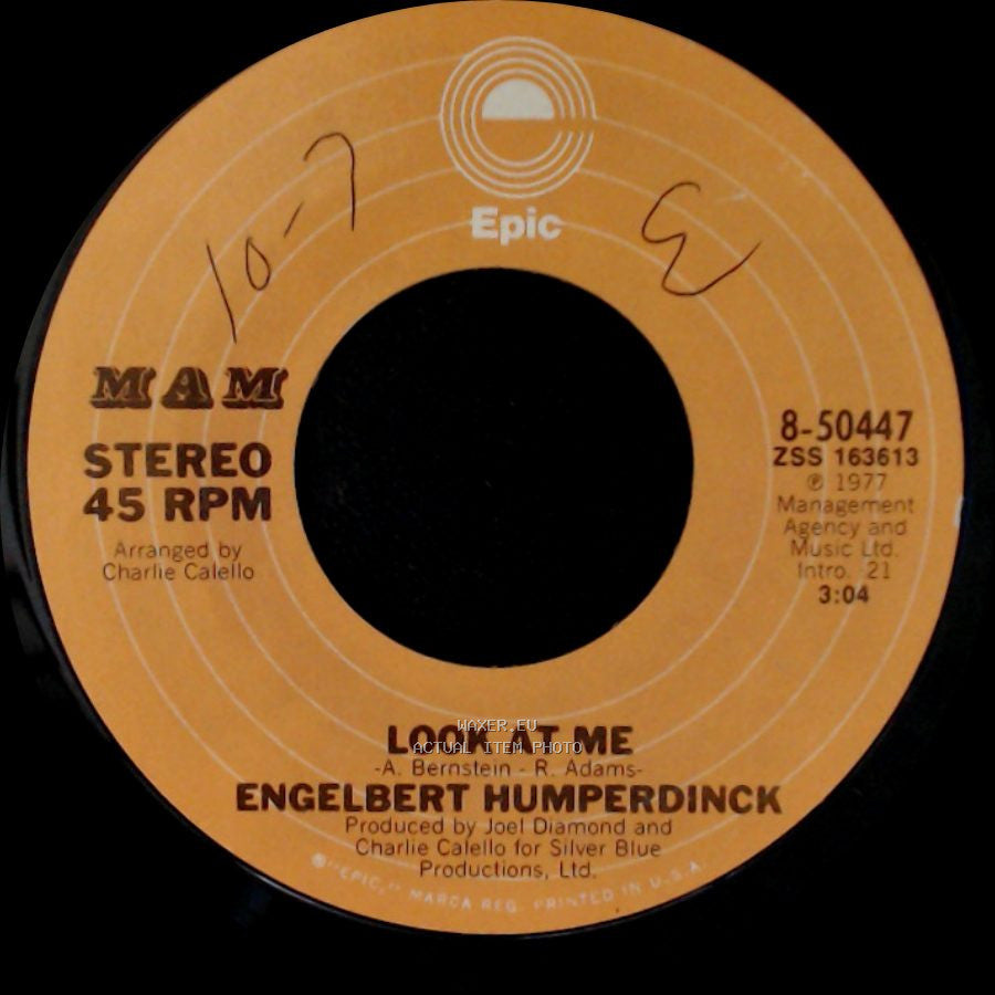 Engelbert Humperdinck - Lover's Holiday / Look At Me side B