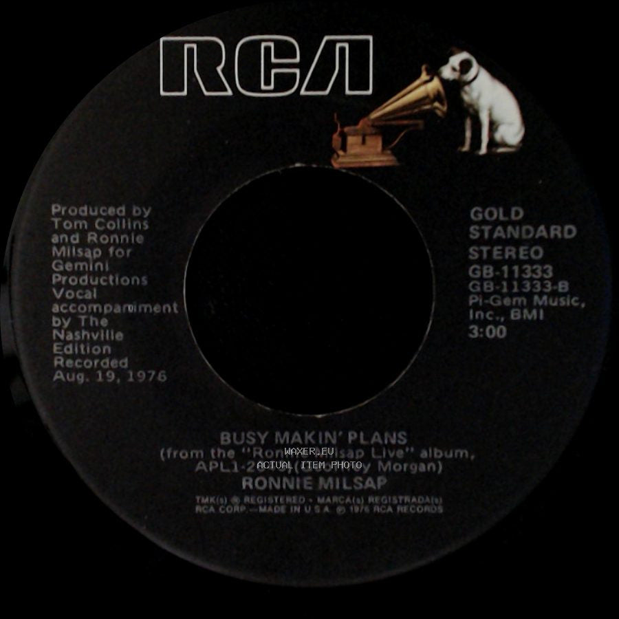 Ronnie Milsap - Let My Love Be Your Pillow / Busy Makin' Plans side B