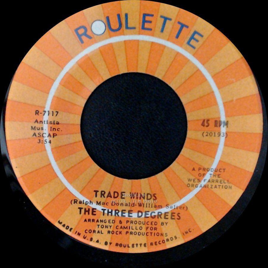 The Three Degrees - Trade Winds / I Turn To You side B