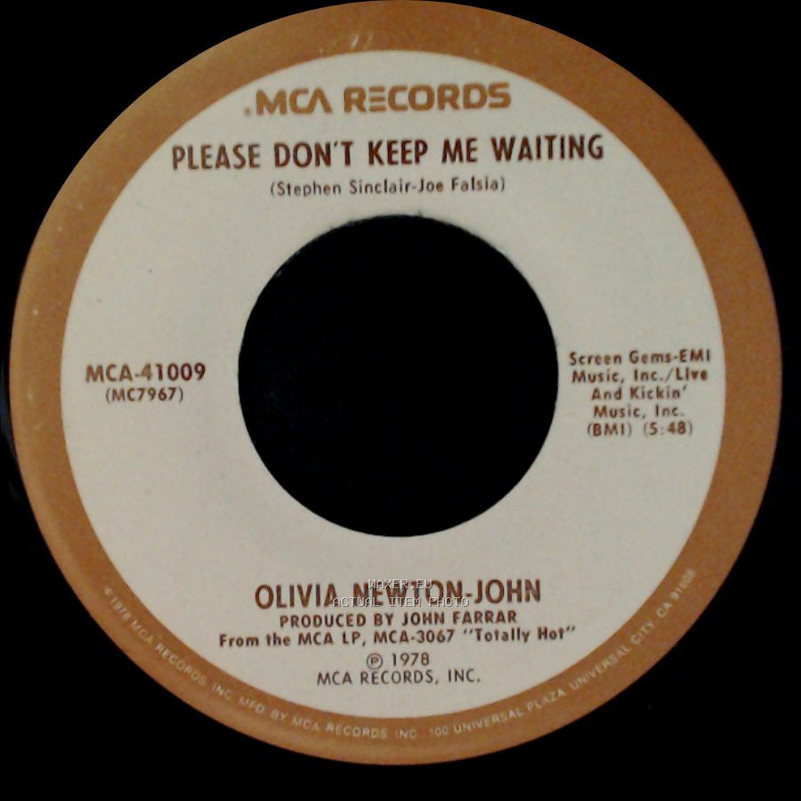 Olivia Newton-John - Please Don't Keep Me Waiting / Deeper Than The Night side B