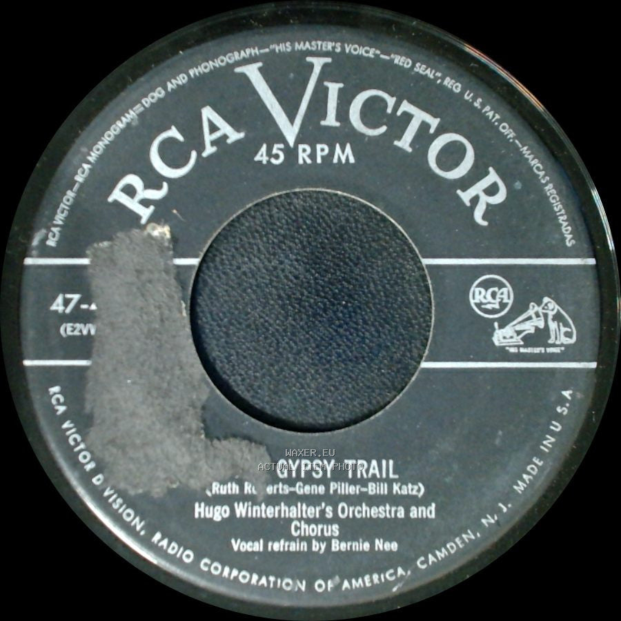Hugo Winterhalter And His Orchestra / Hugo Winterhalter's Orchestra And Chorus - Blue Tango / Gypsy Trail side B