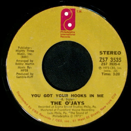 The O'jays - You Got Your Hooks In Me / Put Your Hands Together side A