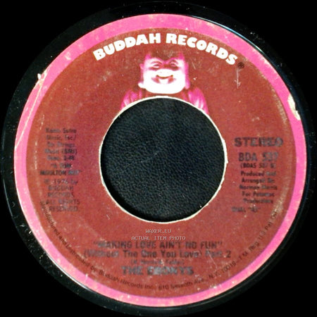 The Escorts / The Ebonys - Taking Love Ain't No Fun (Wrecked The One You Love) / Making Love Ain't No Fun (Without The One You Love) side A