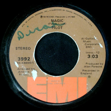 Pilot - Just Let Me Be / Magic side B