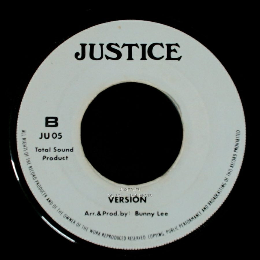 Johnie Clarke - Going To A Ball / Version side B