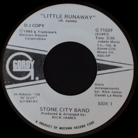 Stone City Band - Little Runaway / Little Runaway side A