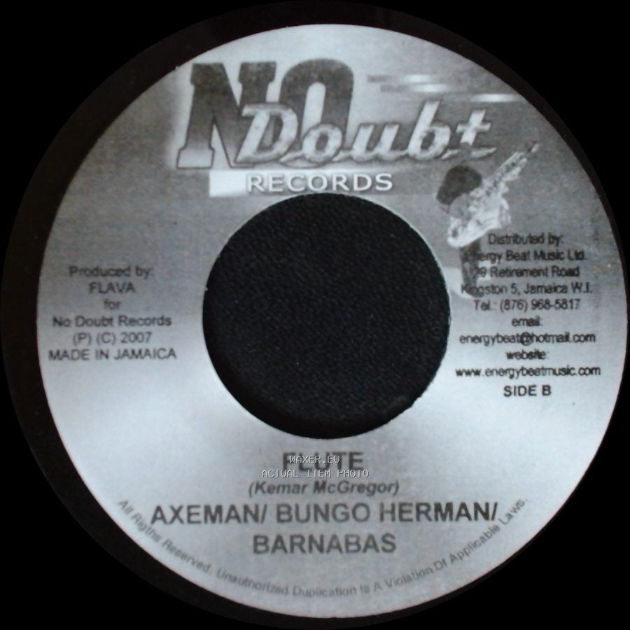 Natty King / Axeman/ Bungo Herman/ Barnabas - No More War / Flute side B