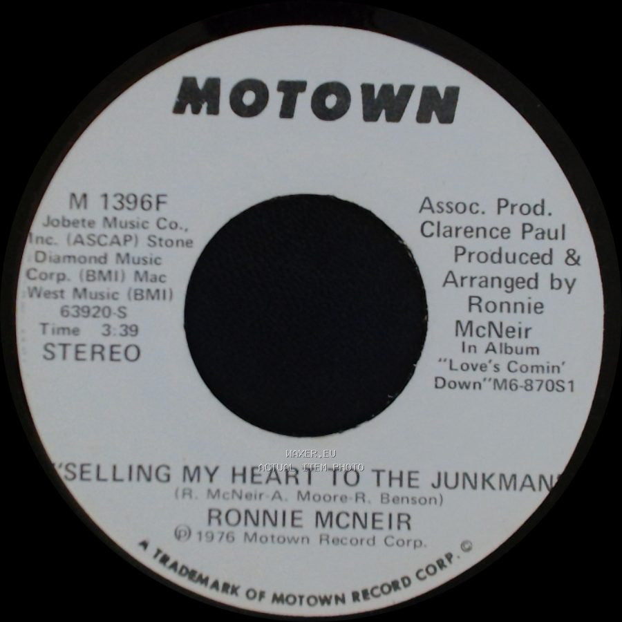 Ronnie Mcneir - Selling My Heart To The Junkman / Selling My Heart To The Junkman side A