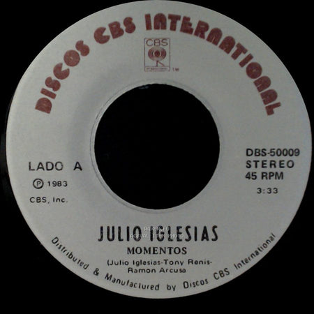 Julio Iglesias - Momentos / Las Cosas Que Tiene La Vida side A
