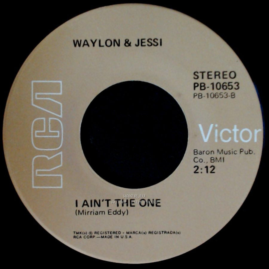 Waylon & Jessi - Suspicious Minds / I Ain't The One side B