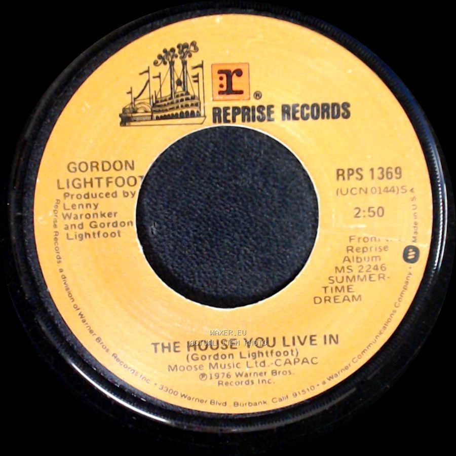 Gordon Lightfoot - The Wreck Of The Edmund Fitzgerald / The House You Live In side B