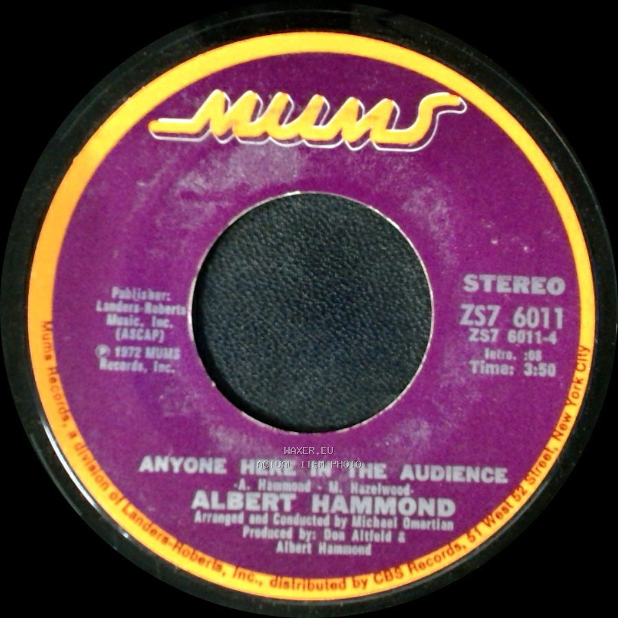 Albert Hammond - It Never Rains In Southern California / Anyone Here In The Audience side B