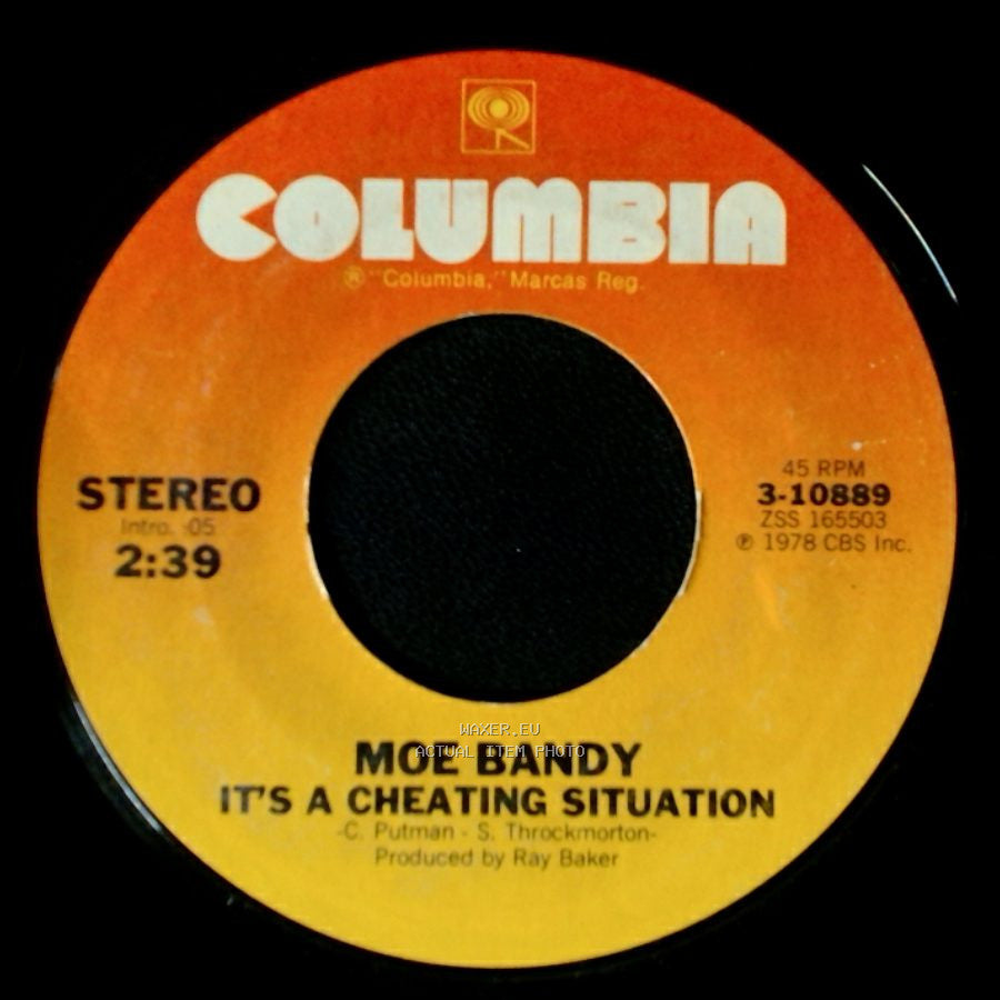 Moe Bandy - It's A Cheating Situation / Try My Love On For Size side A