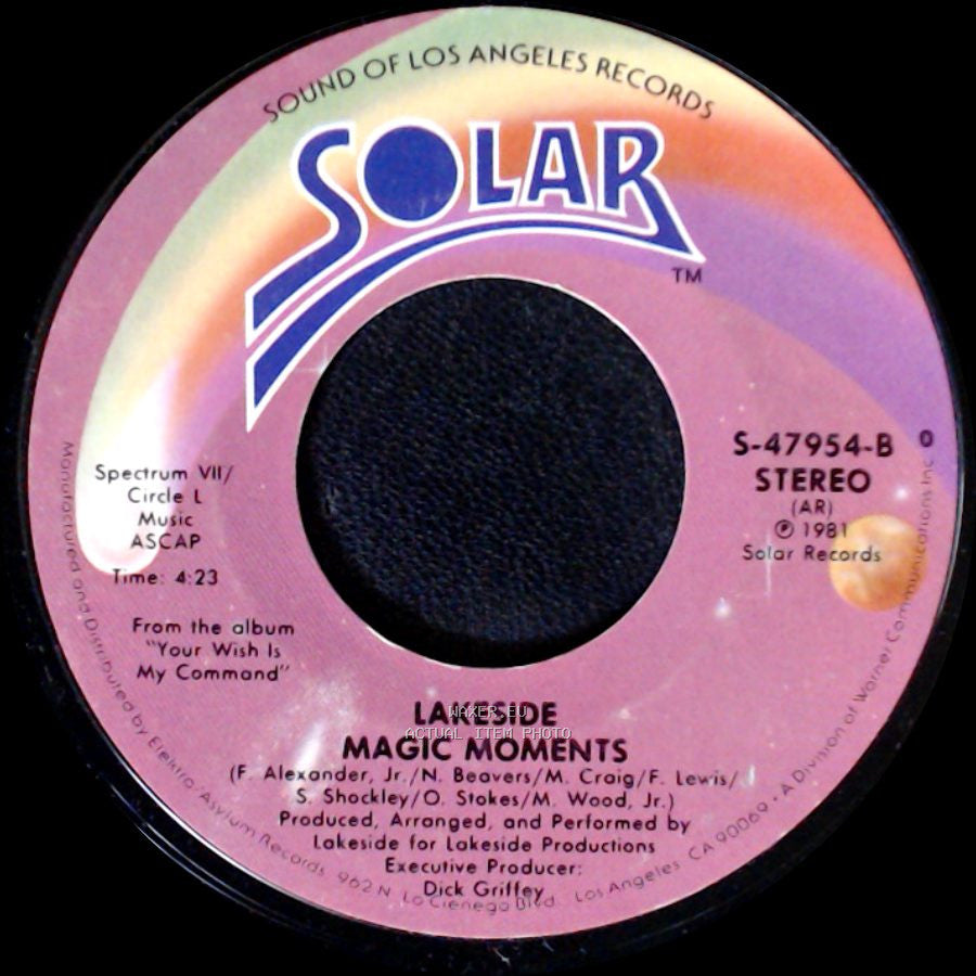 Lakeside - I Want To Hold Your Hand / Magic Moments side B