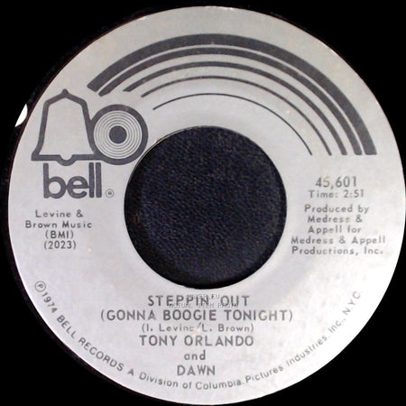 Tony Orlando And Dawn - She Can't Hold A Candle To You / Steppin' Out (Gonna Boogie Tonight) side B