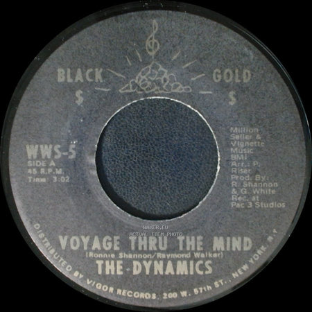 The Dynamics - Voyage Thru The Mind / Let Me Be Your Friend side A
