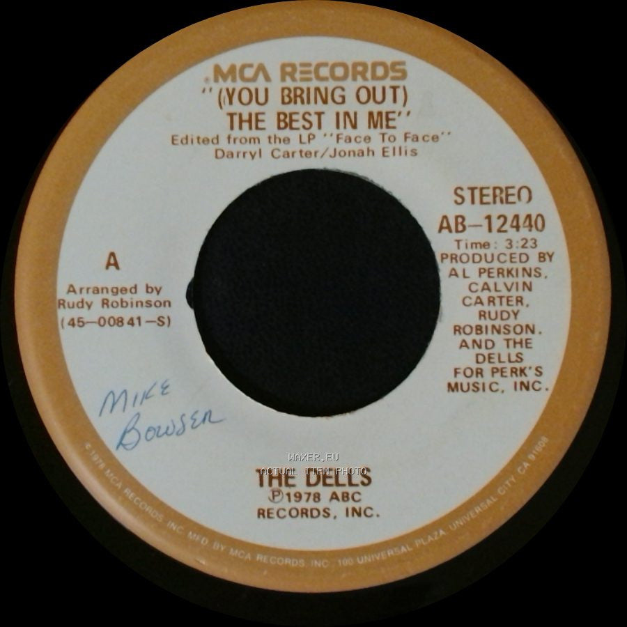 The Dells - Wrapped Up Tight / (You Bring Out) The Best In Me side B