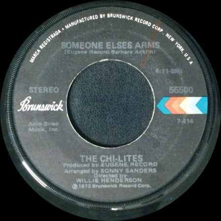 The Chi-Lites - Stoned Out Of My Mind / Someone Elses Arms side B